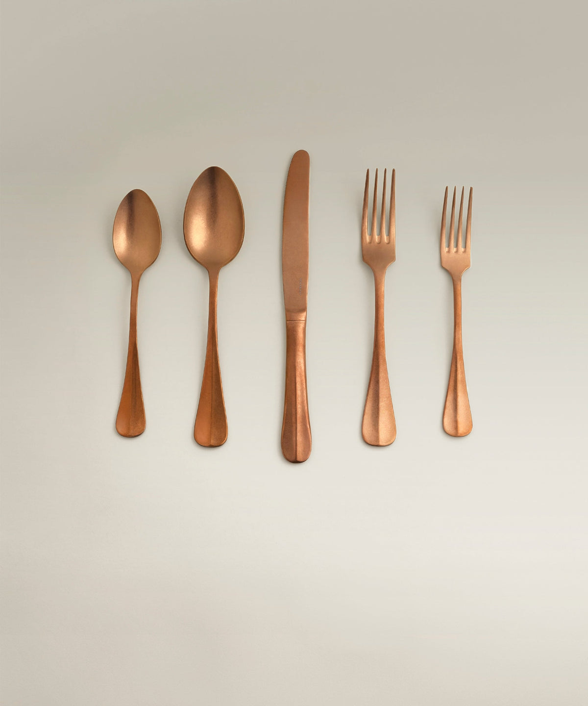 Sea Cliff Four-Person Flatware Settings