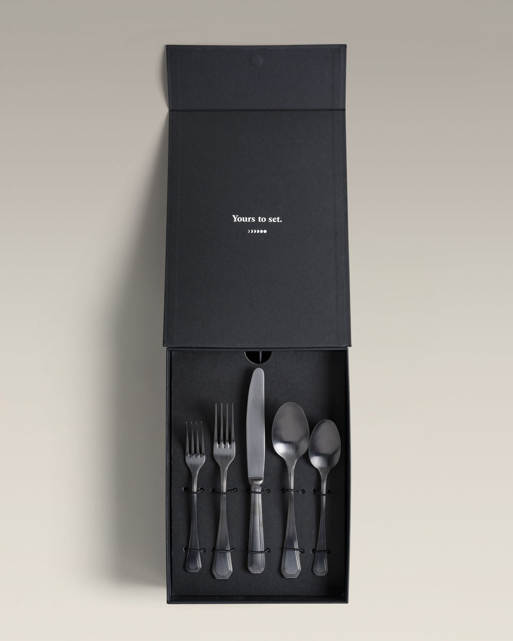 Palisades Four-Person Flatware Settings