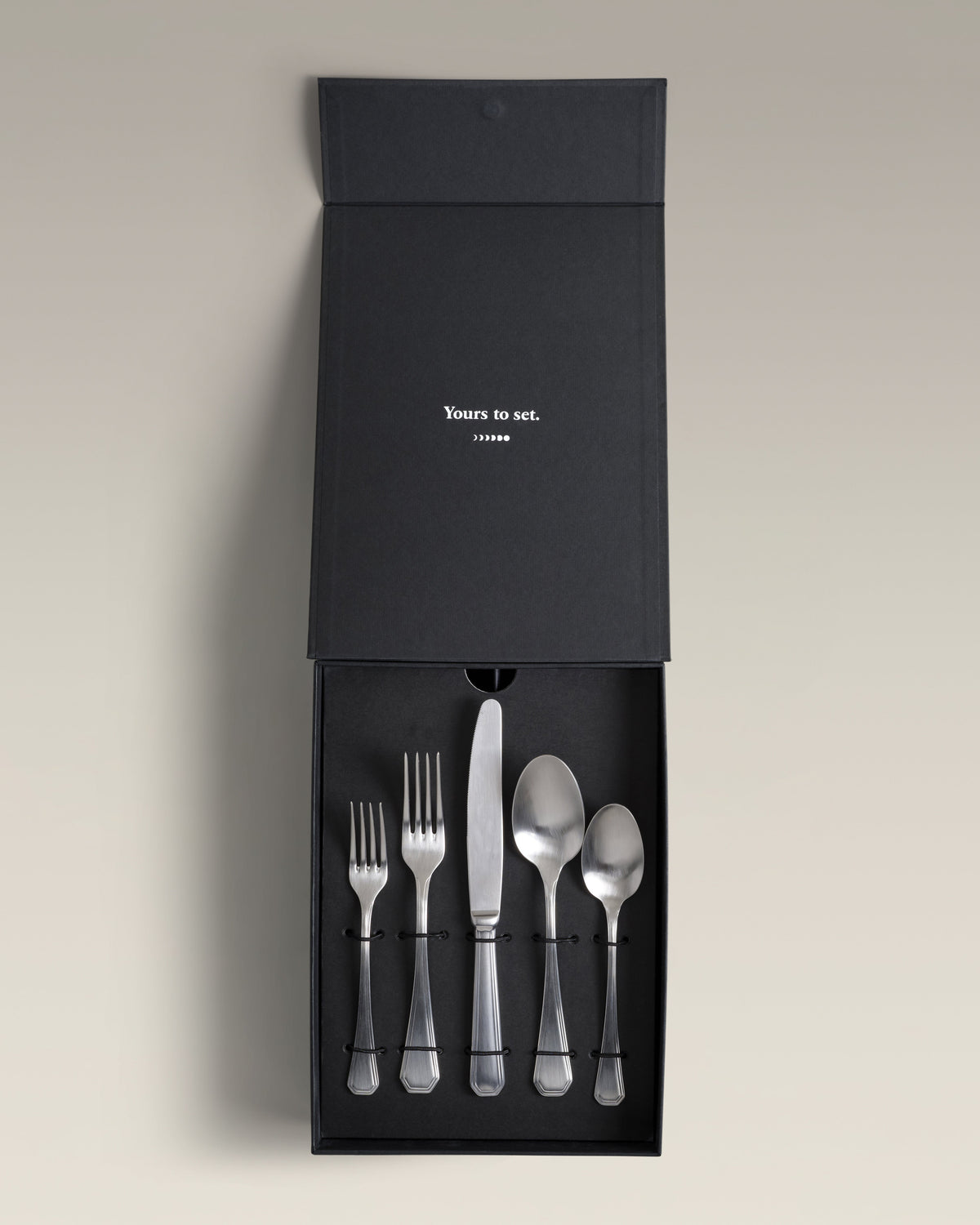 Palisades Four-Person Flatware Settings