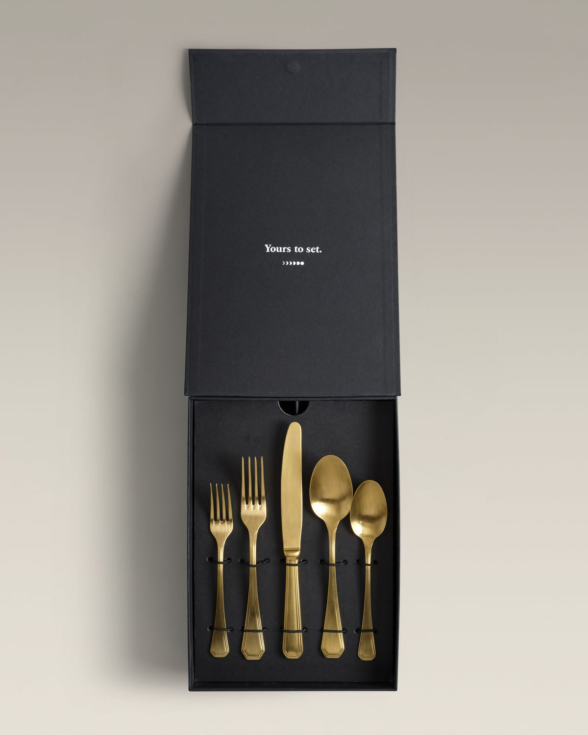 Palisades Four-Person Flatware Settings